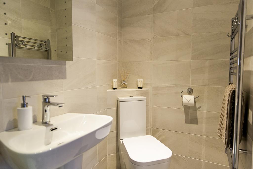 Belford House Self Check-In Rooms & Apartments Haltwhistle Exteriör bild